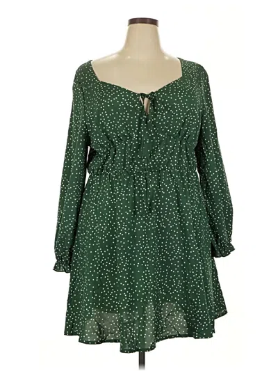 Pre-owned Shein Curve Casual Dress In Green