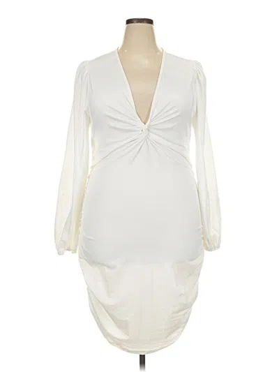 Pre-owned Shein Curve Cocktail Dress In Ivory