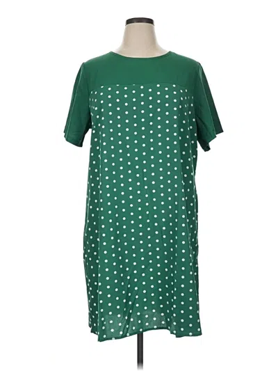 Pre-owned Shein Curve Short Sleeve T-shirt In Green