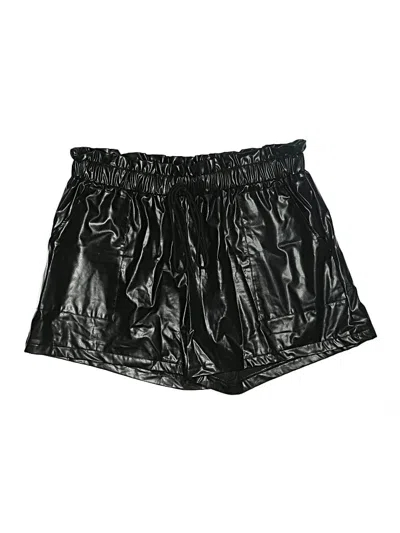 Pre-owned Shein Curve Shorts In Black