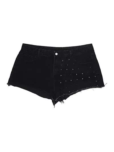 Pre-owned Shein Curve Shorts In Black