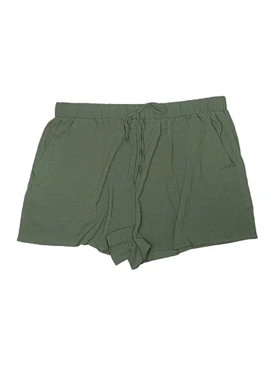Pre-owned Shein Curve Shorts In Green