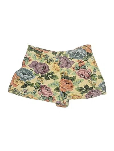 Pre-owned Shein Curve Shorts In Yellow