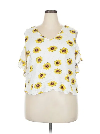 Pre-owned Shein Curve Sleeveless Blouse In Yellow