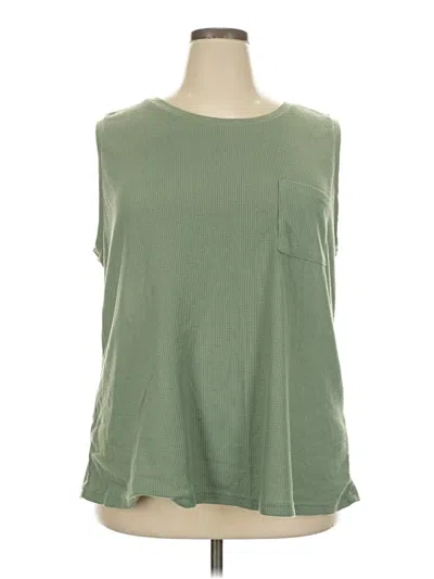 Pre-owned Shein Curve Sleeveless T-shirt In Green
