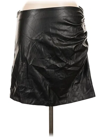 Pre-owned Shein Faux Leather Skirt In Black