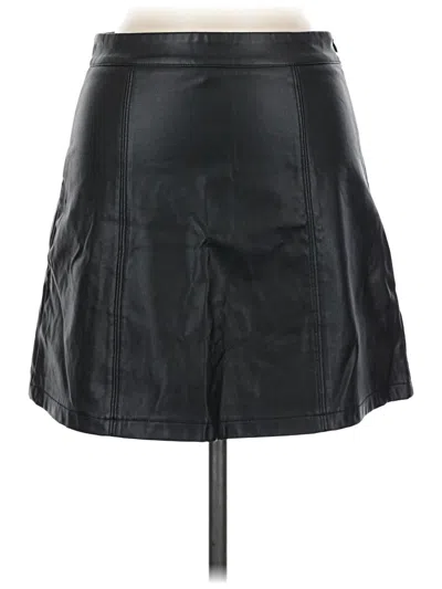 Pre-owned Shein Faux Leather Skirt In Black
