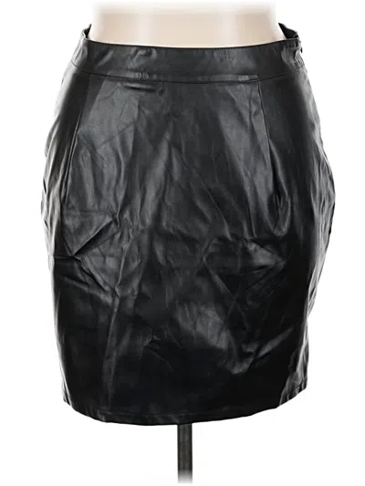 Pre-owned Shein Faux Leather Skirt In Black