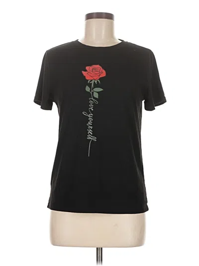 Pre-owned Shein Short Sleeve T-shirt In Black