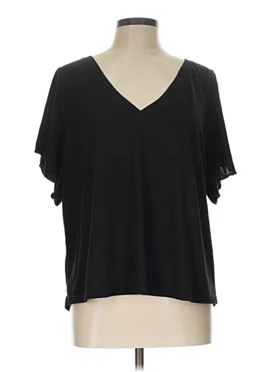 Pre-owned Shein Short Sleeve T-shirt In Black