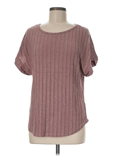 Pre-owned Shein Short Sleeve T-shirt In Burgundy