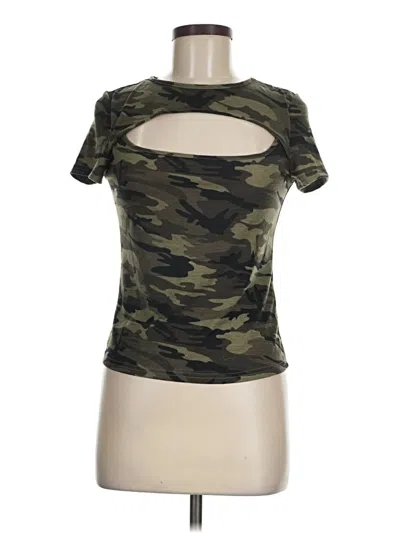 Pre-owned Shein Short Sleeve T-shirt In Green