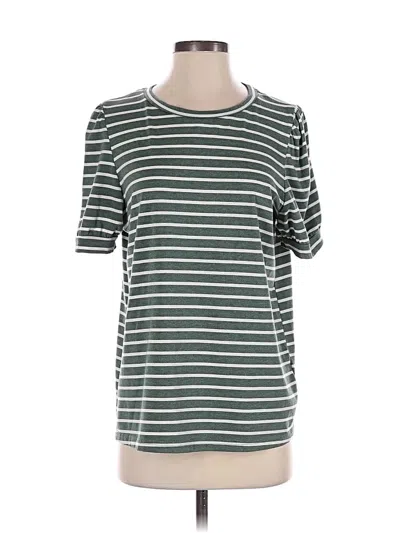 Pre-owned Shein Short Sleeve T-shirt In Green