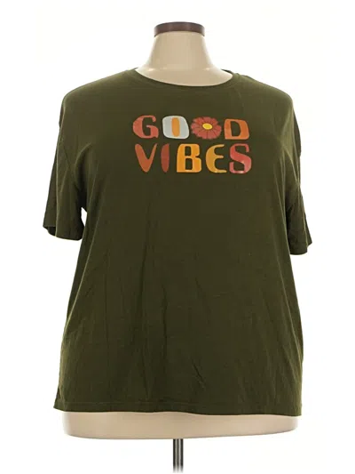 Pre-owned Shein Short Sleeve T-shirt In Green