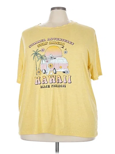 Pre-owned Shein Short Sleeve T-shirt In Yellow