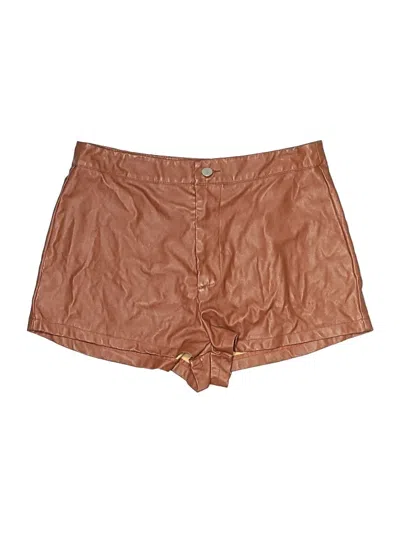 Pre-owned Shein Shorts In Brown