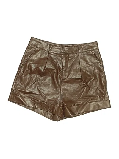 Pre-owned Shein Shorts In Gold