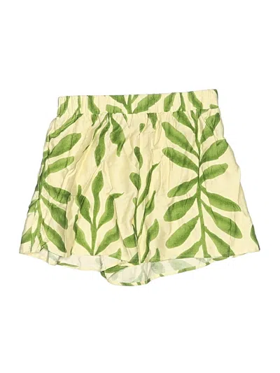 Pre-owned Shein Shorts In Green