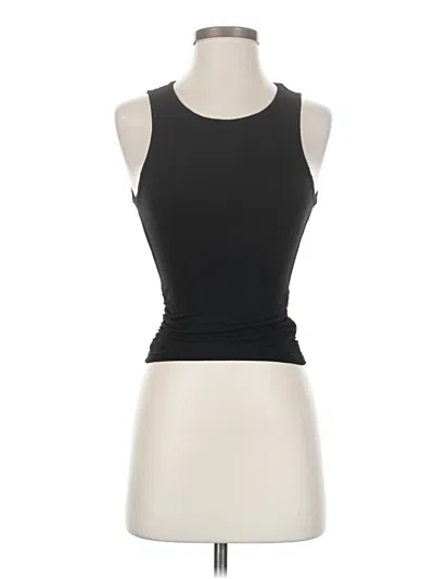 Pre-owned Shein Sleeveless T-shirt In Black