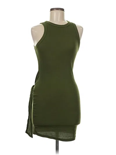 Pre-owned Shein Sleeveless T-shirt In Green