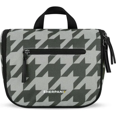 Sherpani Co-pilot Travel Toiletry Bag In Multi