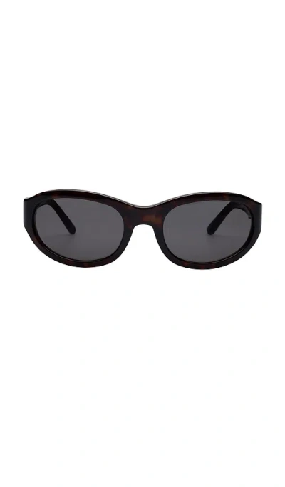 Shevoke Riko Sunglasses In Dark Tortoise