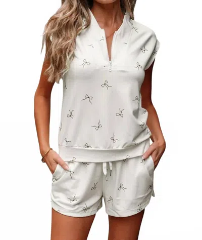 Shewin Inc. Fun Bow Print Set In Beige In White
