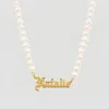 Shinera The Old English Pearl Nameplate Necklace