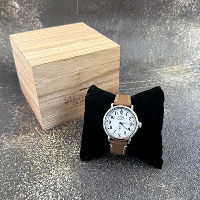 Pre-owned Shinola Runwell Classic Men's White Dial With Brown Leather Strap Watch 41mm