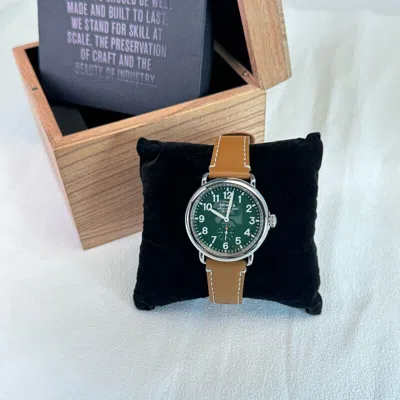 Pre-owned Shinola Runwell Green Dial Tan Leather Strap Mens Quartz Watch 41mm