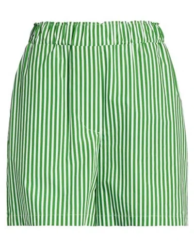 Shirtaporter Woman Shorts & Bermuda Shorts Green Size 10 Cotton