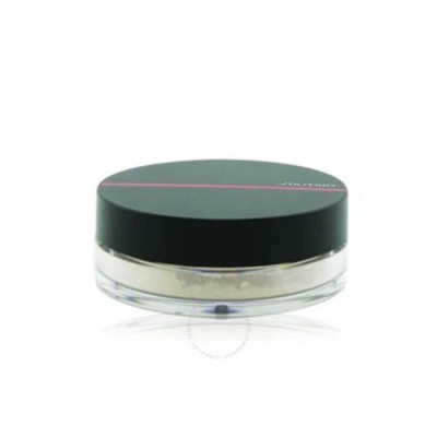Shiseido - Synchro Skin Invisible Silk Loose Powder - # Radiant  6g/0.21oz