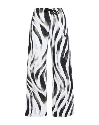 Shoe® Shoe Woman Pants White Size Xl Cotton
