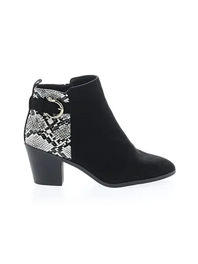 Pre-owned Shoedazzle Ankle Boots In Black