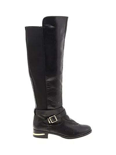 Pre-owned Shoedazzle Boots In Black