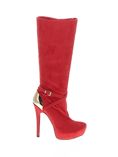 Pre-owned Shoedazzle Boots In Red