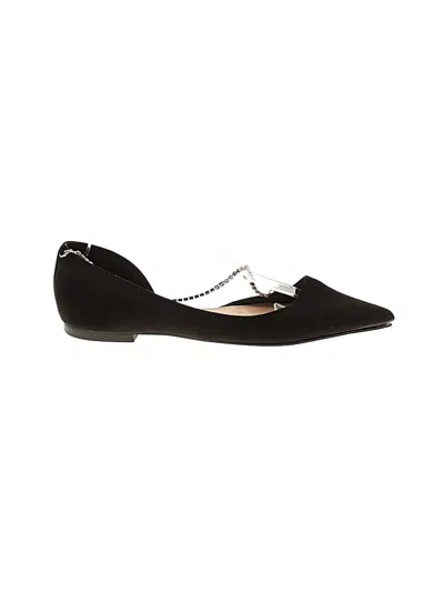 Pre-owned Shoedazzle Flats In Black