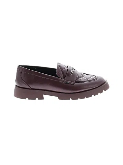 Pre-owned Shoedazzle Flats In Burgundy