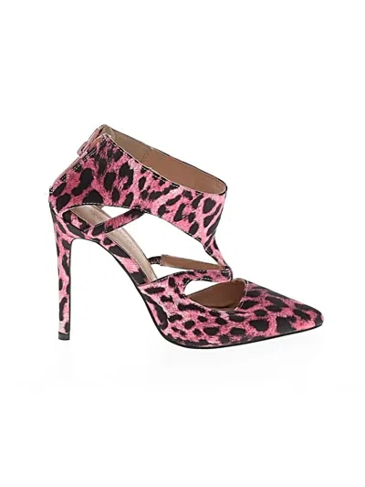 Pre-owned Shoedazzle Heels In Pink