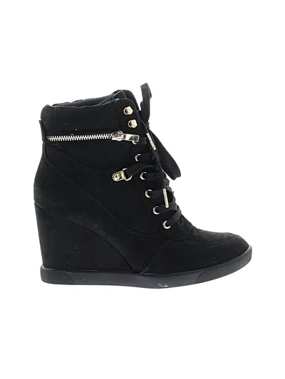 Pre-owned Shoedazzle Wedges In Black