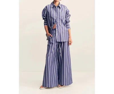 Shona Joy Cambridge Wide Leg Pant In Chambray Blanc In Blue