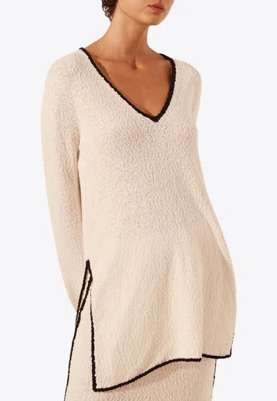 Shona Joy Lena Textured Knit V-neck Top In White