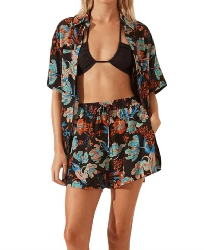 Shona Joy Silk Short Sleeve Relaxed Shirt In Flotte In Multi