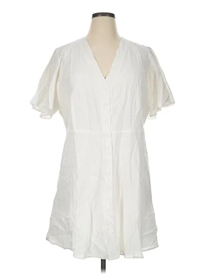 Pre-owned Showpo Casual Dress In White