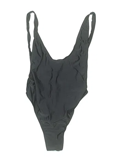 Pre-owned Showpo One Piece Swimsuit In Gray