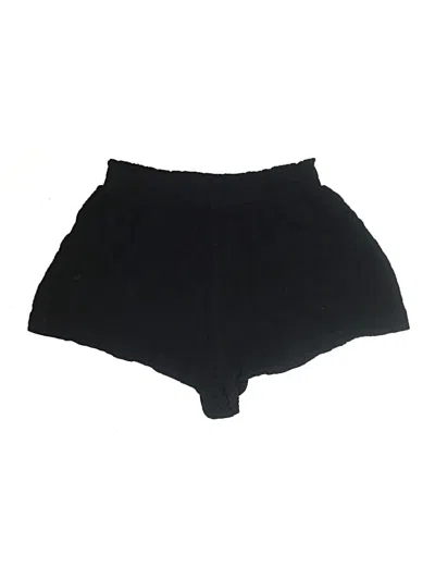 Pre-owned Showpo Shorts In Black