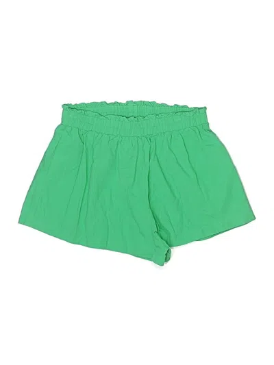 Pre-owned Showpo Shorts In Green