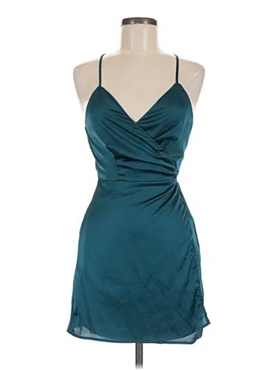 Pre-owned Showpo Sleeveless Top Teal Halter Neckline Tops