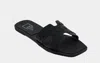Shu Shop Donna Slide In Black In Black