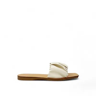 Shu Shop Women's Belinda Flat In Bone In Beige